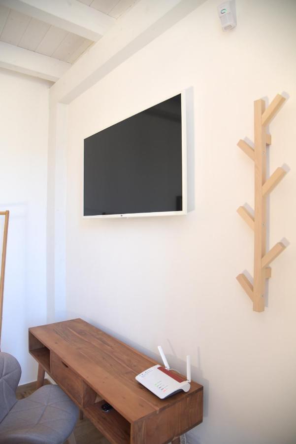 Serenity Apulian Rooms Trepuzzi Exterior foto
